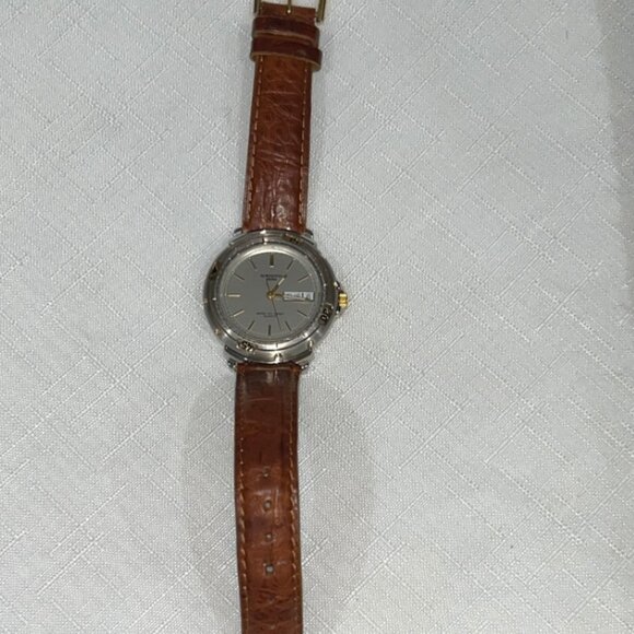 Remington Swiss Watch No Flaws - Picture 7 of 7